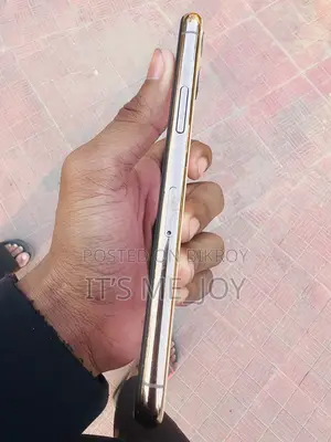 Apple iPhone 11 Pro (Used)