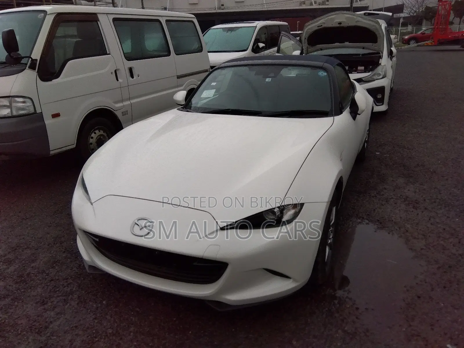 Mazda MX-5 Roadster Navy Top 2022