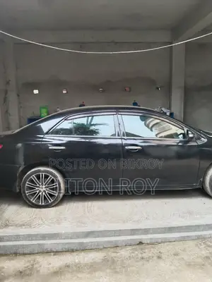 Toyota Allion . 2012