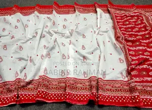 বৈশাখী শাড়ি