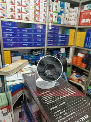 HY300 হোম ওয়াইফাই ব্লুটুথ প্রজেক্টর