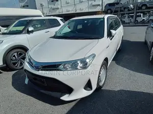 Toyota Fielder Hybrid EX 4.5 AP 2020
