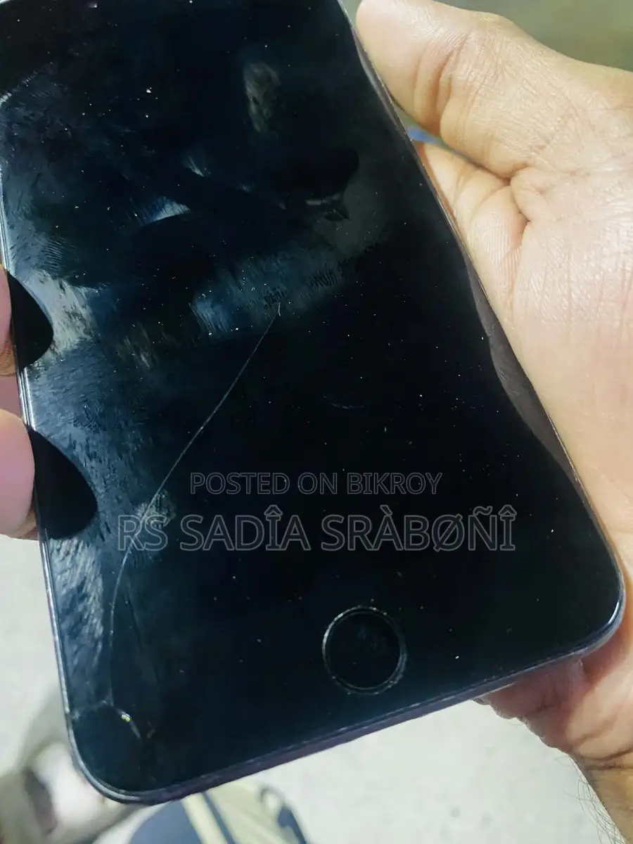 Apple iPhone 8 Plus (Used)