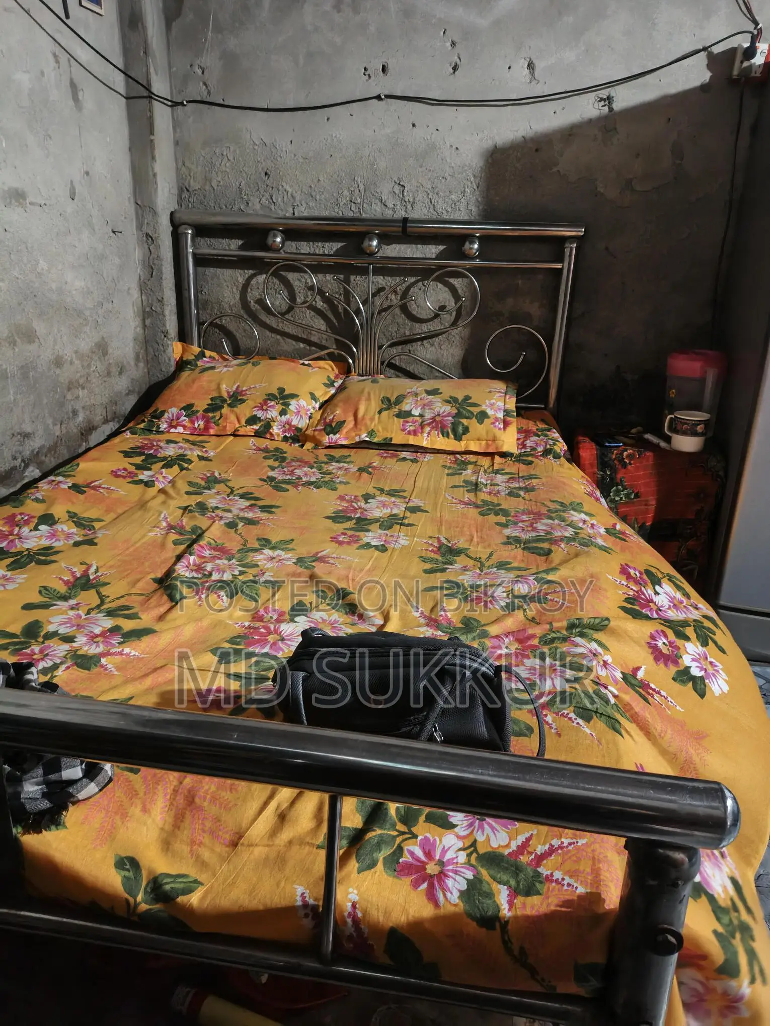 খাটটি পুরা ভালো