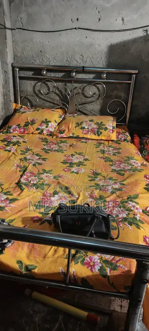খাটটি পুরা ভালো