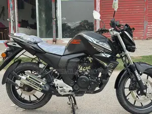 Yamaha FZs V2 2025