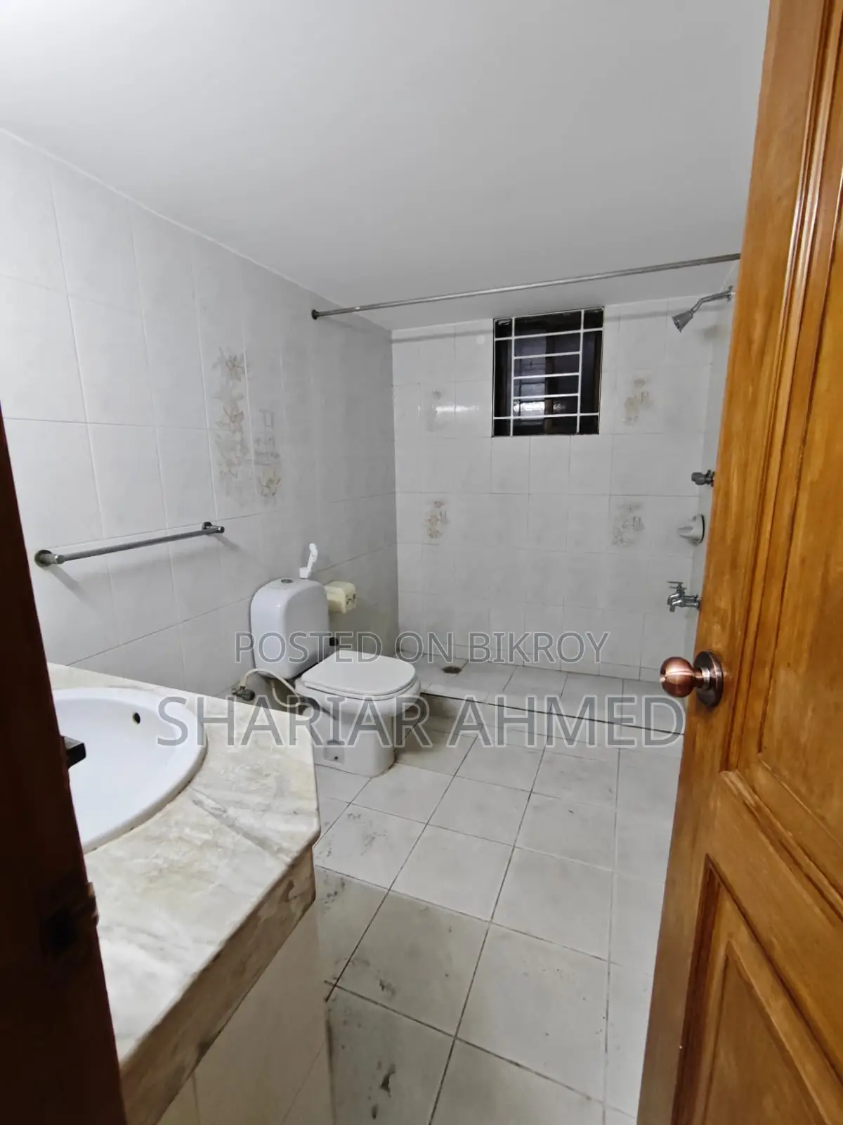 Gorgeous 2550 Sqft 3 Bed Un-Furnished Flat For Rent In Gulshan 2