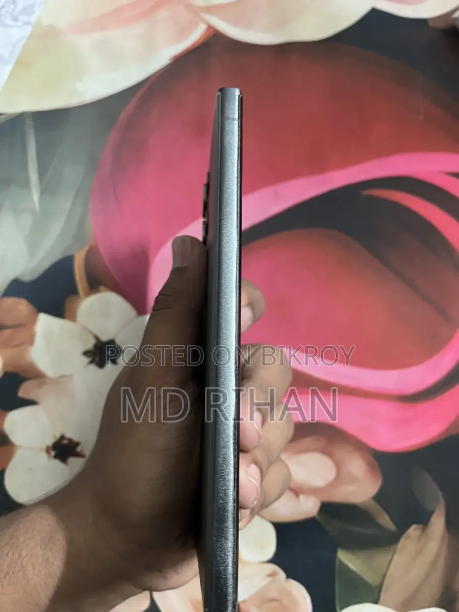Samsung Galaxy S23 Ultra (Used)