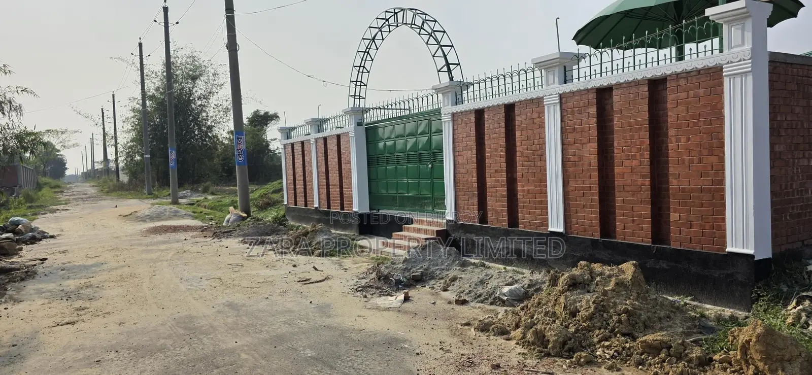 Lake view 7.75 katha plot in Sector 29