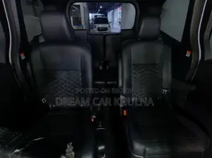 Toyota Voxy S-Z Leg Rest Ceiling TV 2022