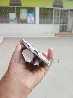 Samsung Galaxy S21 Plus (Used)