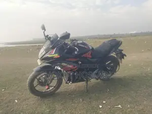 সুজুকি জিক্সার এসএফ ২০১৬