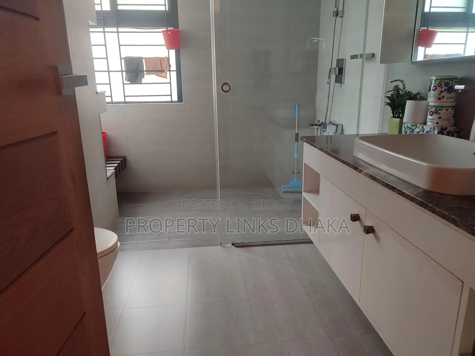 Baridhara Diplomatic Luxurious Flat
