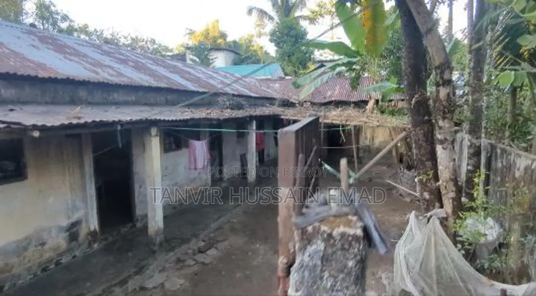 বালুচর বাসা সহ জায়গা বিক্রি