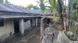 বালুচর বাসা সহ জায়গা বিক্রি
