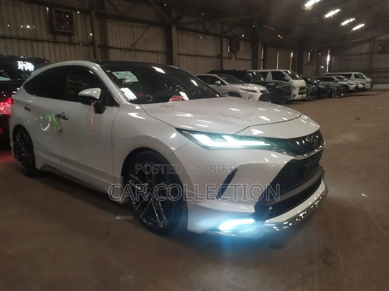 Toyota Harrier Z Leather HV Pearl 2023