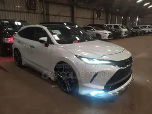Toyota Harrier Z Leather HV Pearl 2023