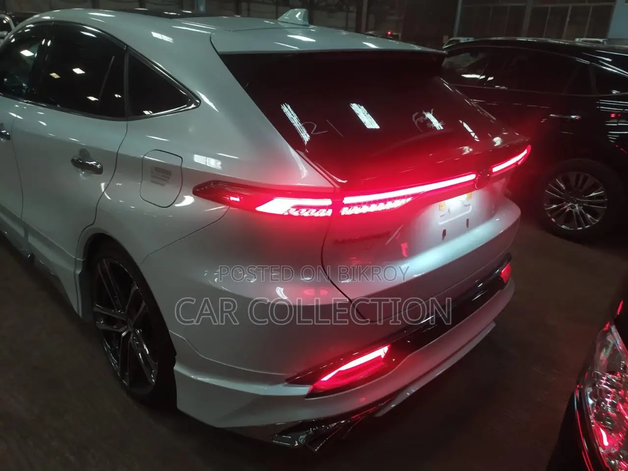 Toyota Harrier Z Leather HV Pearl 2023
