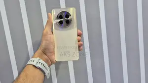Realme 256 GB Gold