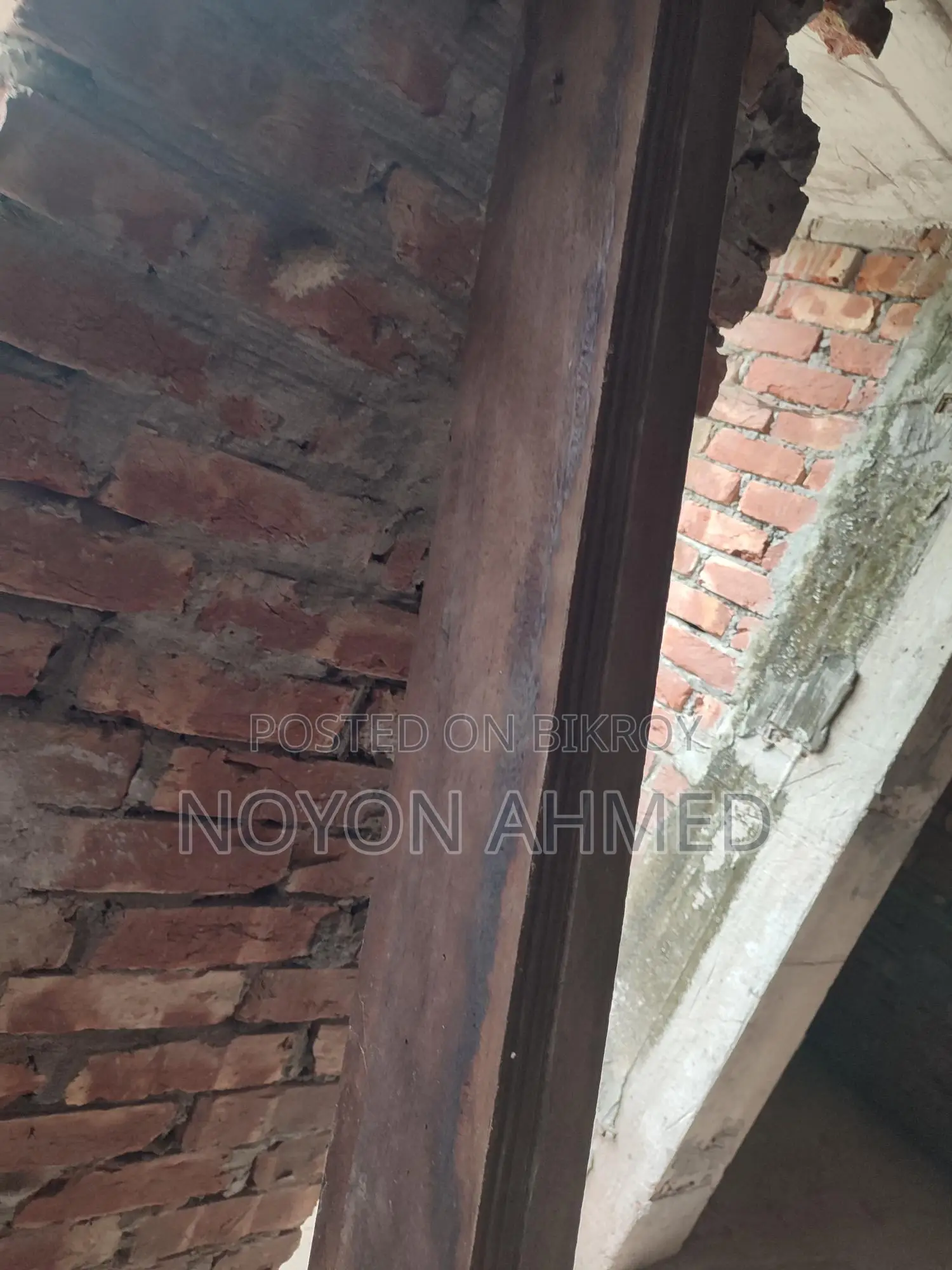Loha Wood Door Frame