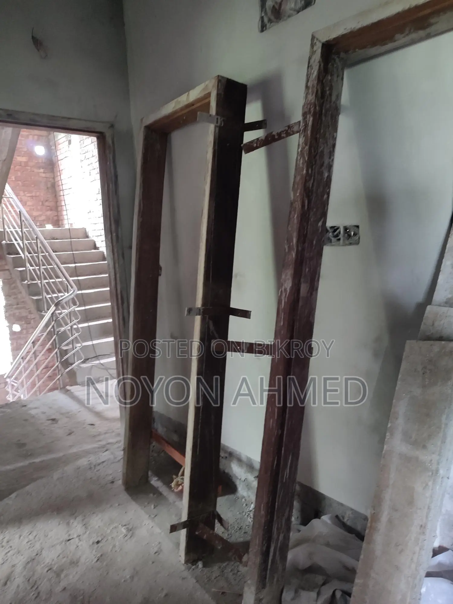 Loha Wood Door Frame