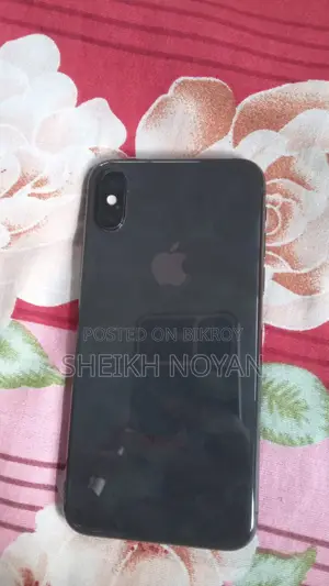 Apple iPhone XS (Used)