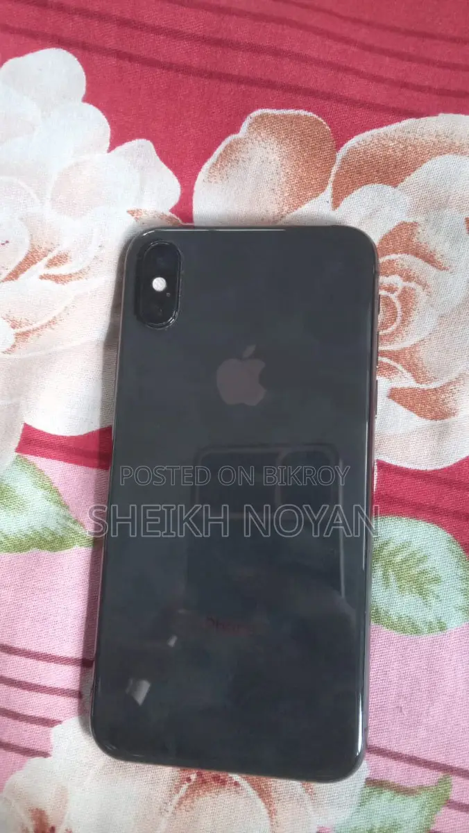 Apple iPhone XS (Used)