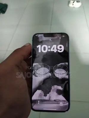 Apple iPhone 14 (Used)