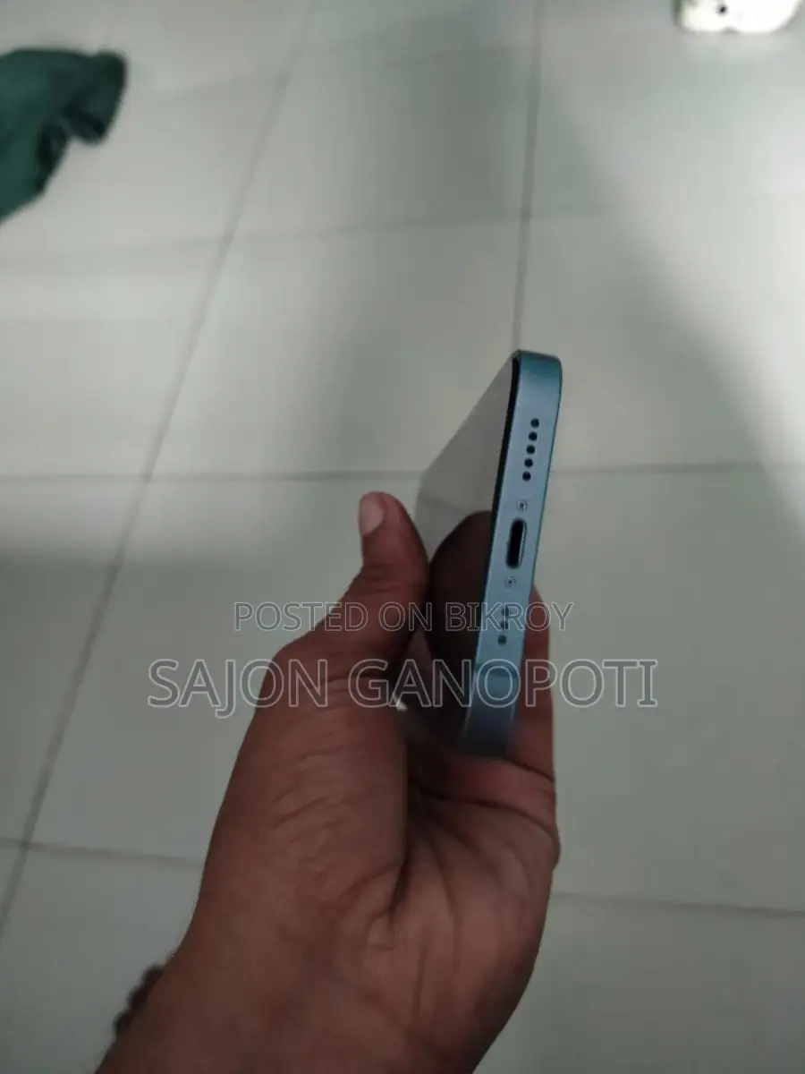 Apple iPhone 14 (Used)