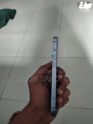 Apple iPhone 14 (Used)