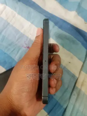 Apple iPhone 5 (Used)