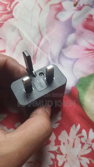 ২৫ ওয়াট চার্জার (NFC)