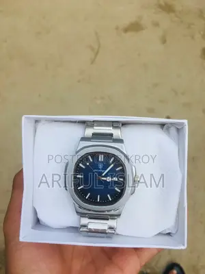 পোয়েডাগোর প্রিমিয়াম মেনস ওয়াচ