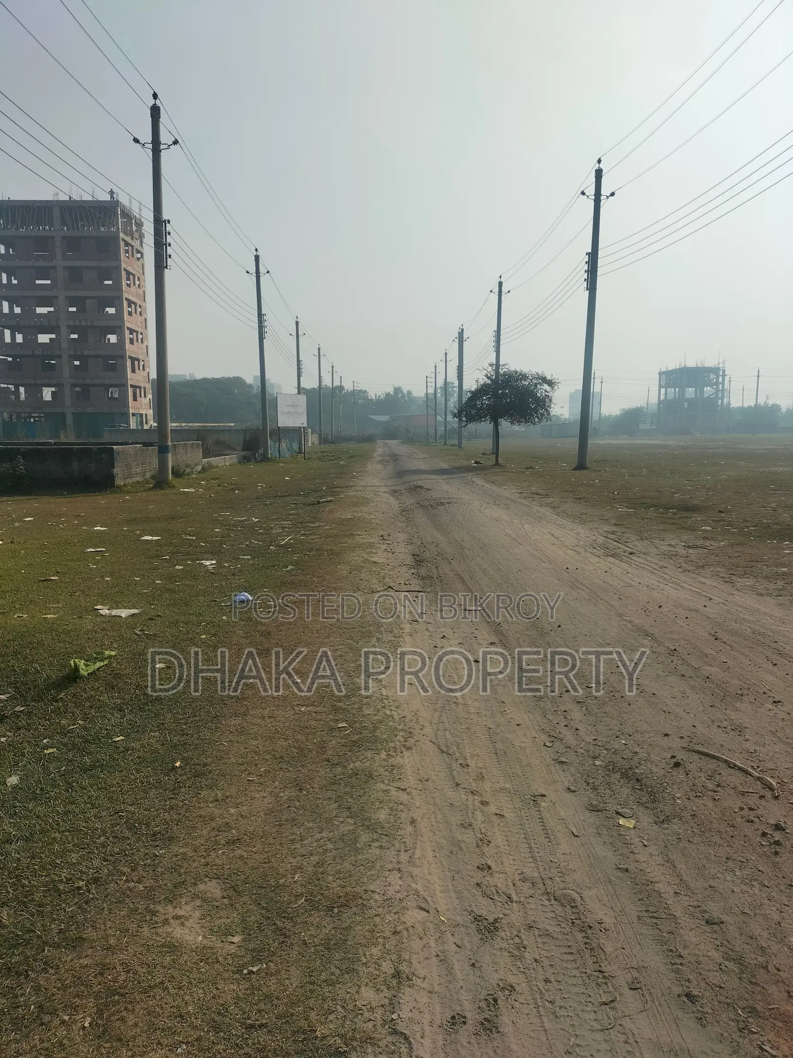 60ft 3 Katha Park West at Sector-17/I. Uttara