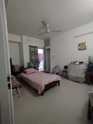 গুলশানে ভালো মানের ২ বেডরুমের আন-ফার্নিশড ফ্ল্যাট ভাড়া