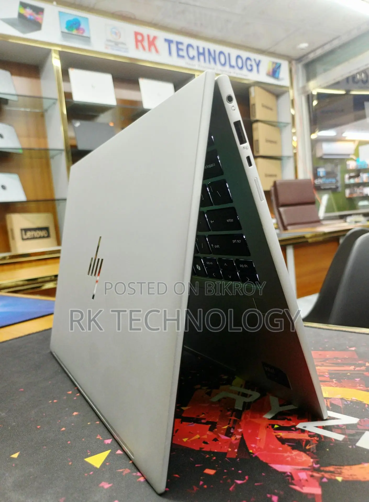 HP Elitebook 840 G11, intel core Ultra-5 135U, 16GB RAM DDR5,512GB SSD
