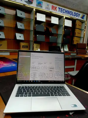 HP Elitebook 840 G11, intel core Ultra-5 135U, 16GB RAM DDR5,512GB SSD