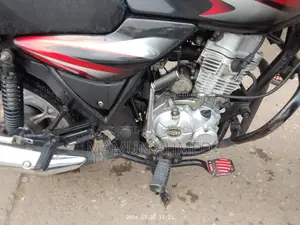 Bajaj Discover 125 . 2017