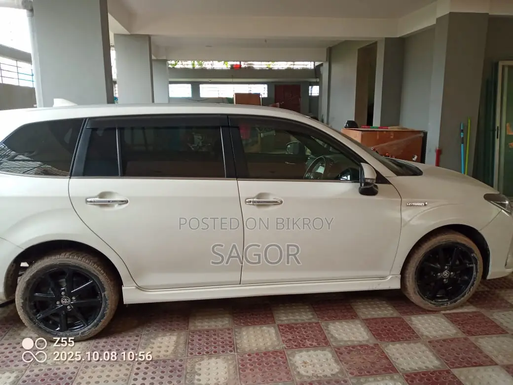 Toyota Fielder 2018