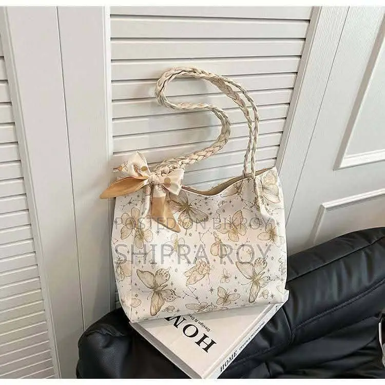 Stylish Ladies Bag