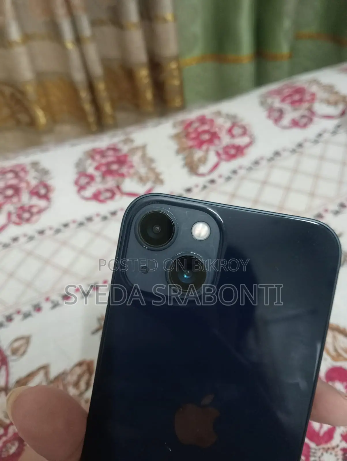 Apple iPhone 13 (Used)