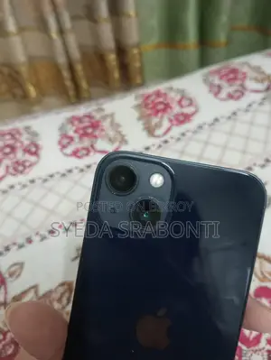 Apple iPhone 13 (Used)