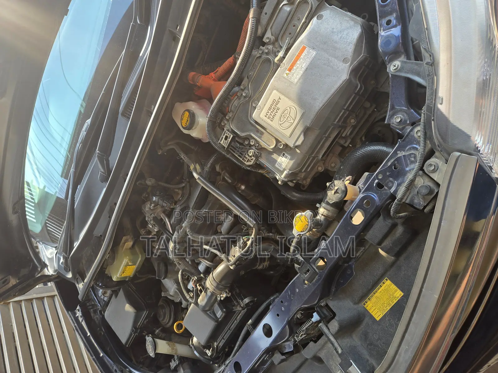 Toyota Axio Hybrid 2015