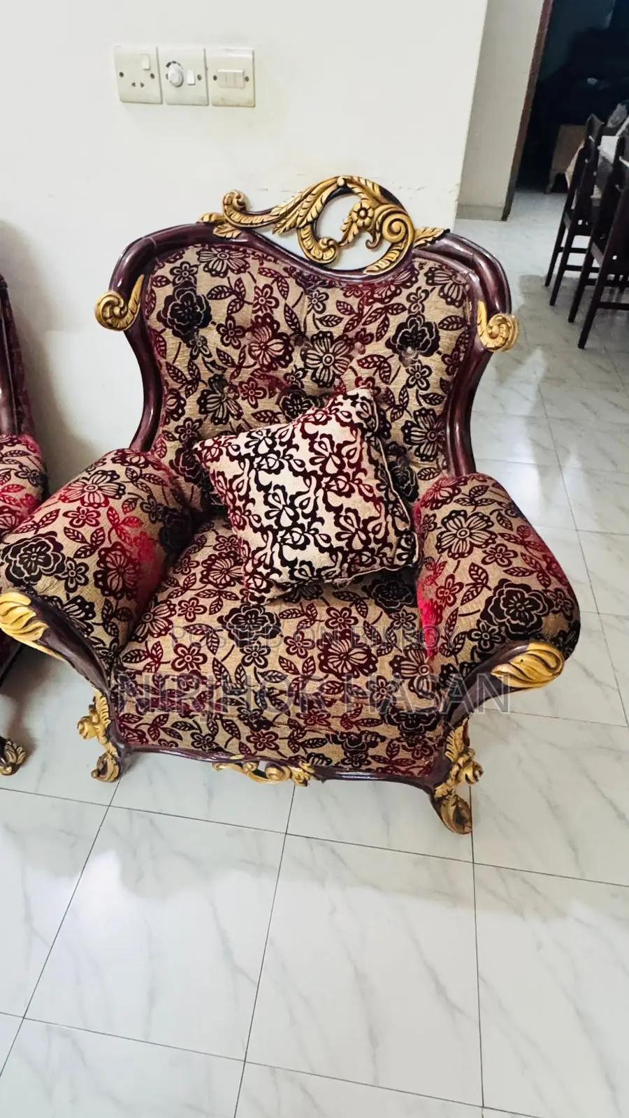 5-Seater Mahogany Wood Sofa