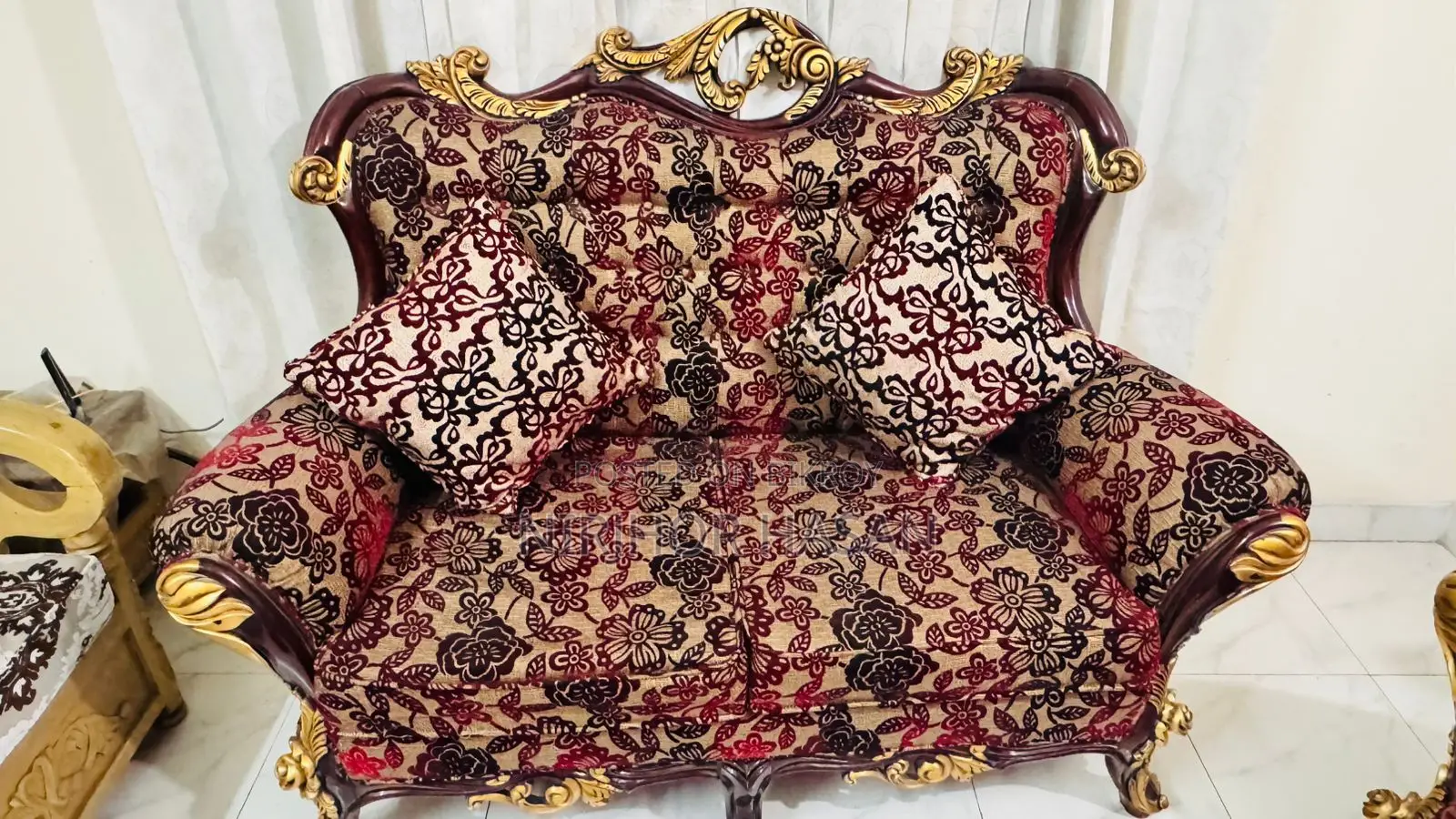5-Seater Mahogany Wood Sofa