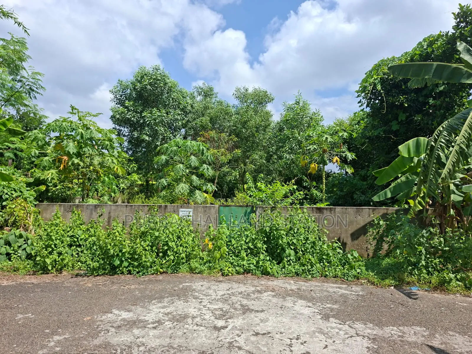 Sector 18, South-facing 5 Katha plot for urgent sale, RAJUK Purbachal.