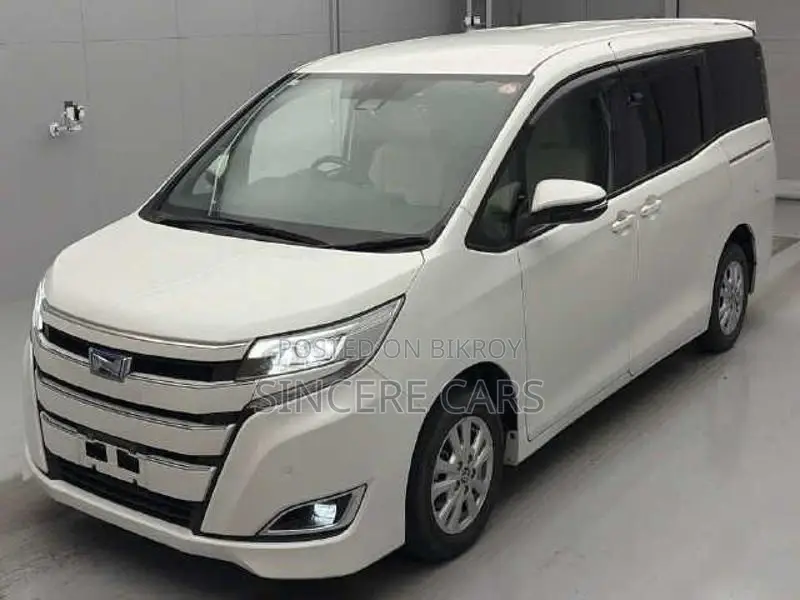 Toyota Noah G HYB PUSH 4POINT 2021
