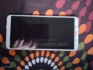 OPPO F5 (Used)