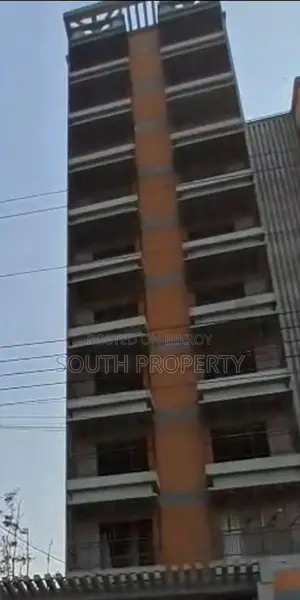South side 1600 sft apartment sale at Bashundhara M block.