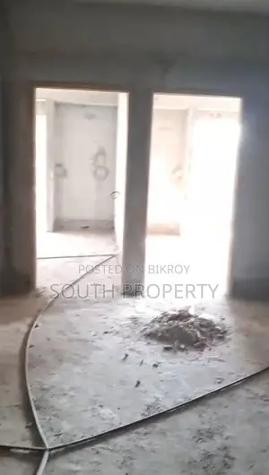 South side 1600 sft apartment sale at Bashundhara M block.